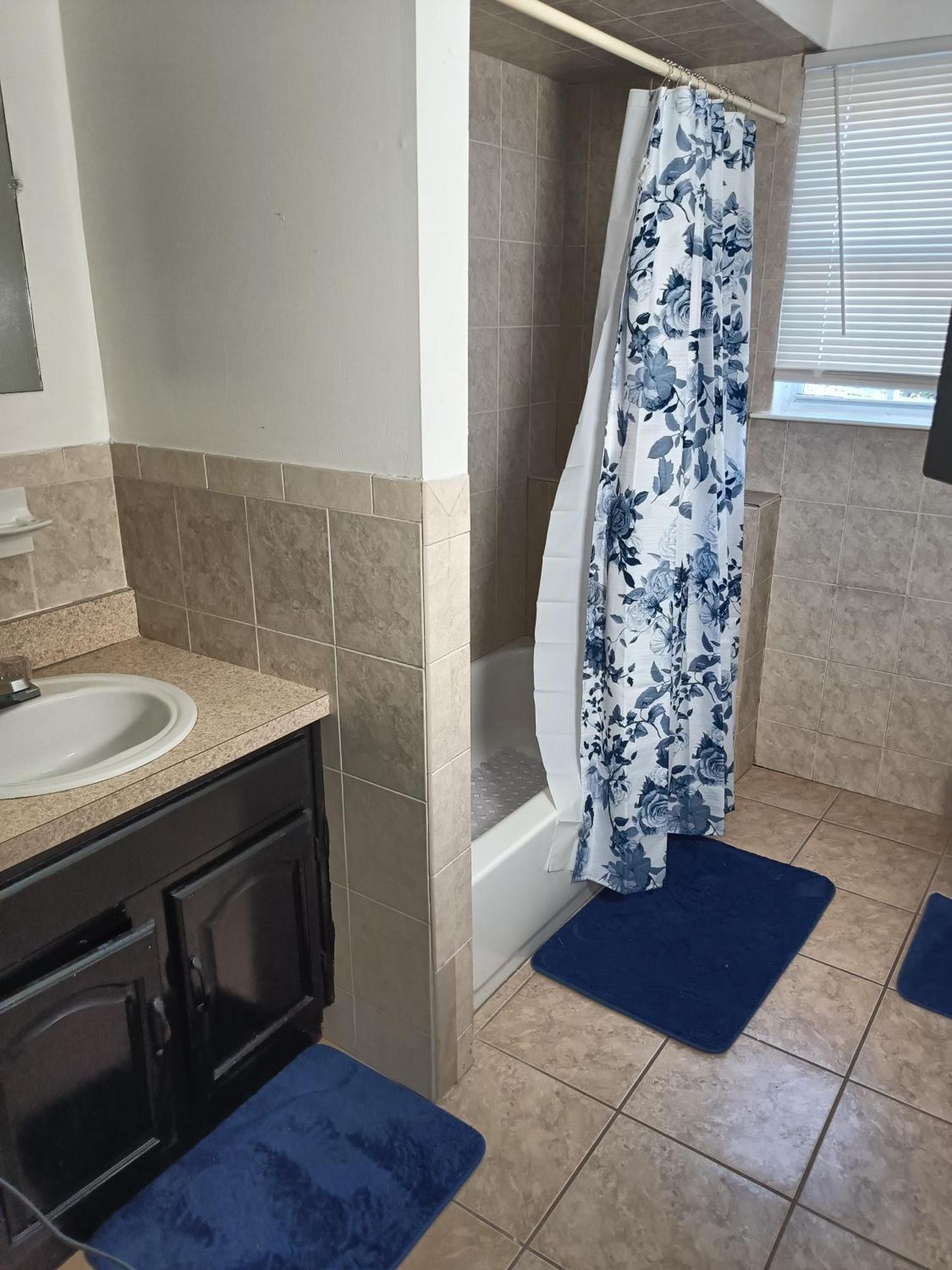 Fada Guest House - 38 Yates Ave ניוארק מראה חיצוני תמונה