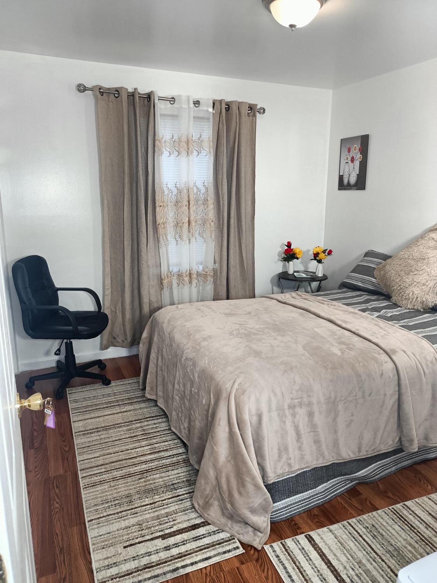 Fada Guest House - 38 Yates Ave ניוארק מראה חיצוני תמונה