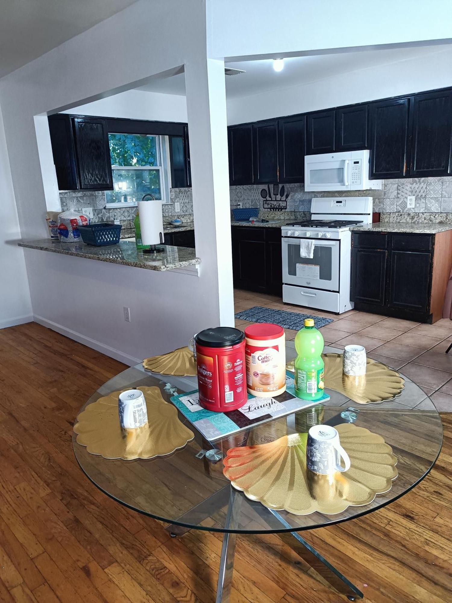 Fada Guest House - 38 Yates Ave ניוארק מראה חיצוני תמונה